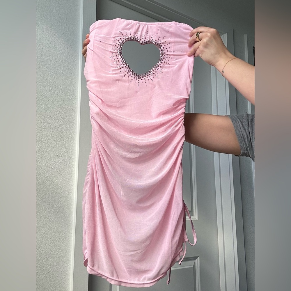 Sabrina carpenter heart cut out corset top